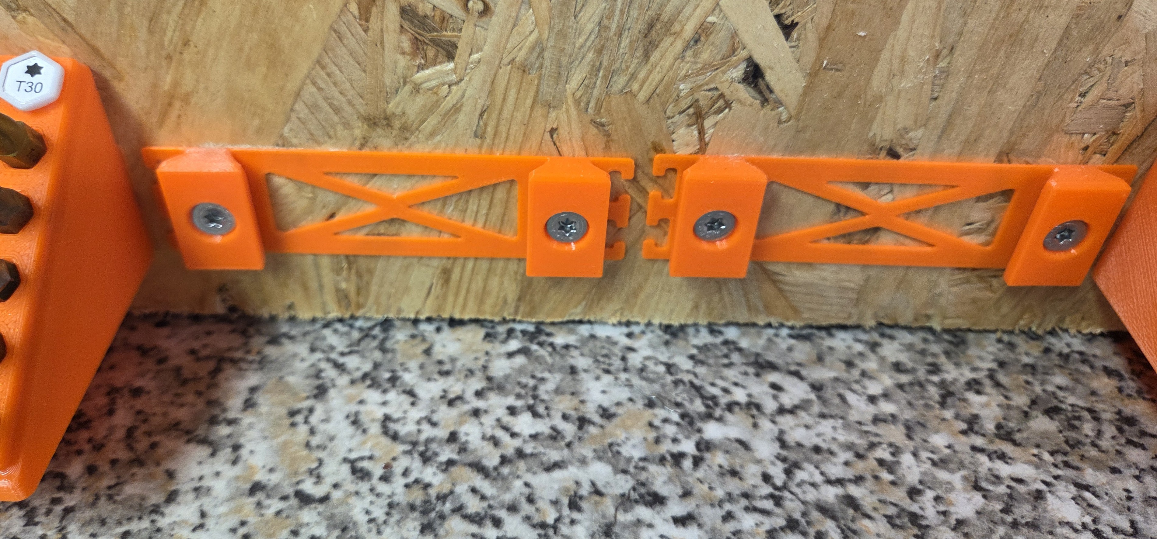 springloaded bit-holder - wallmountable — thumbnail 5