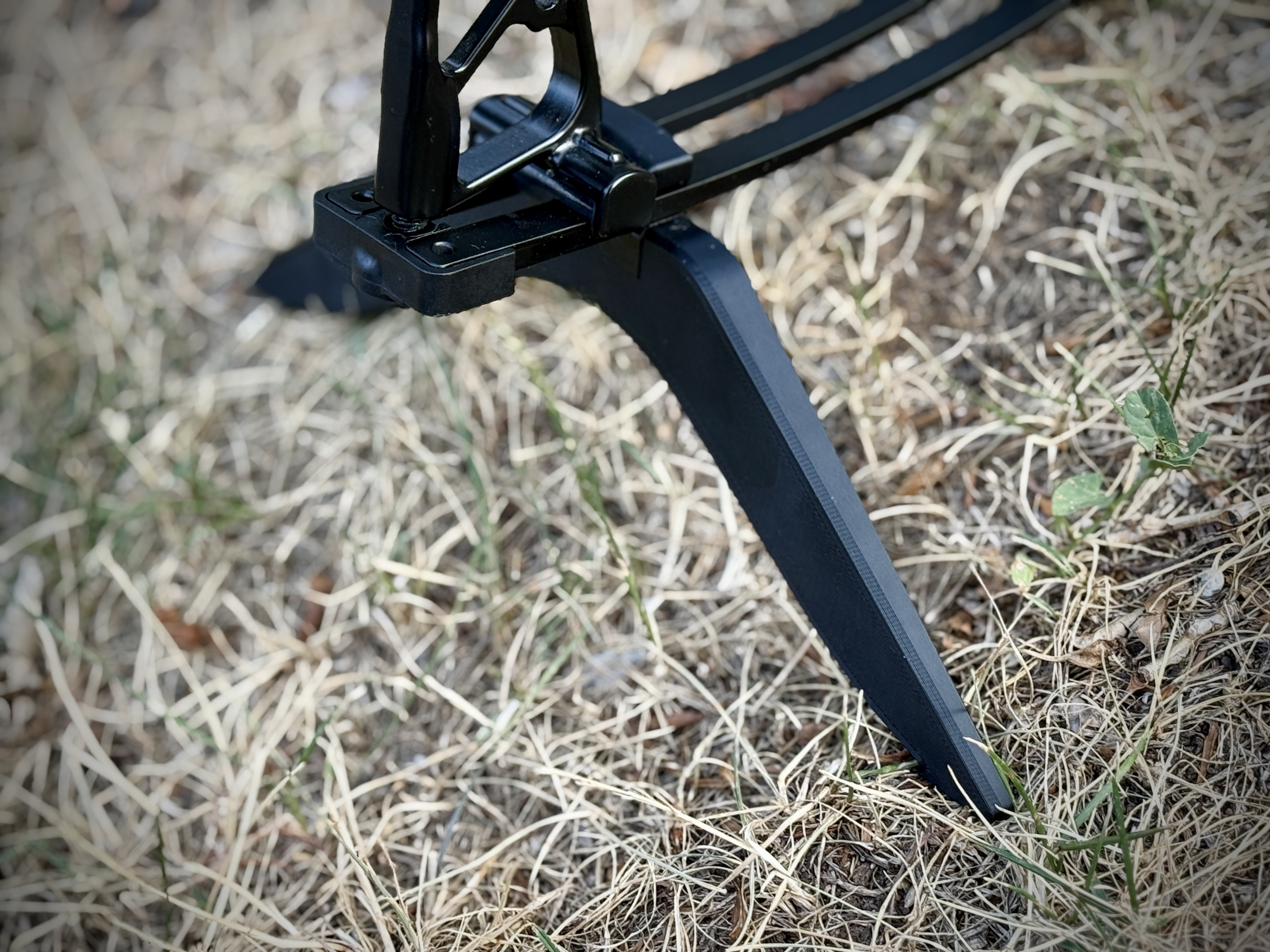 Compound Bow Stand (Light Duty, Kids Bow)