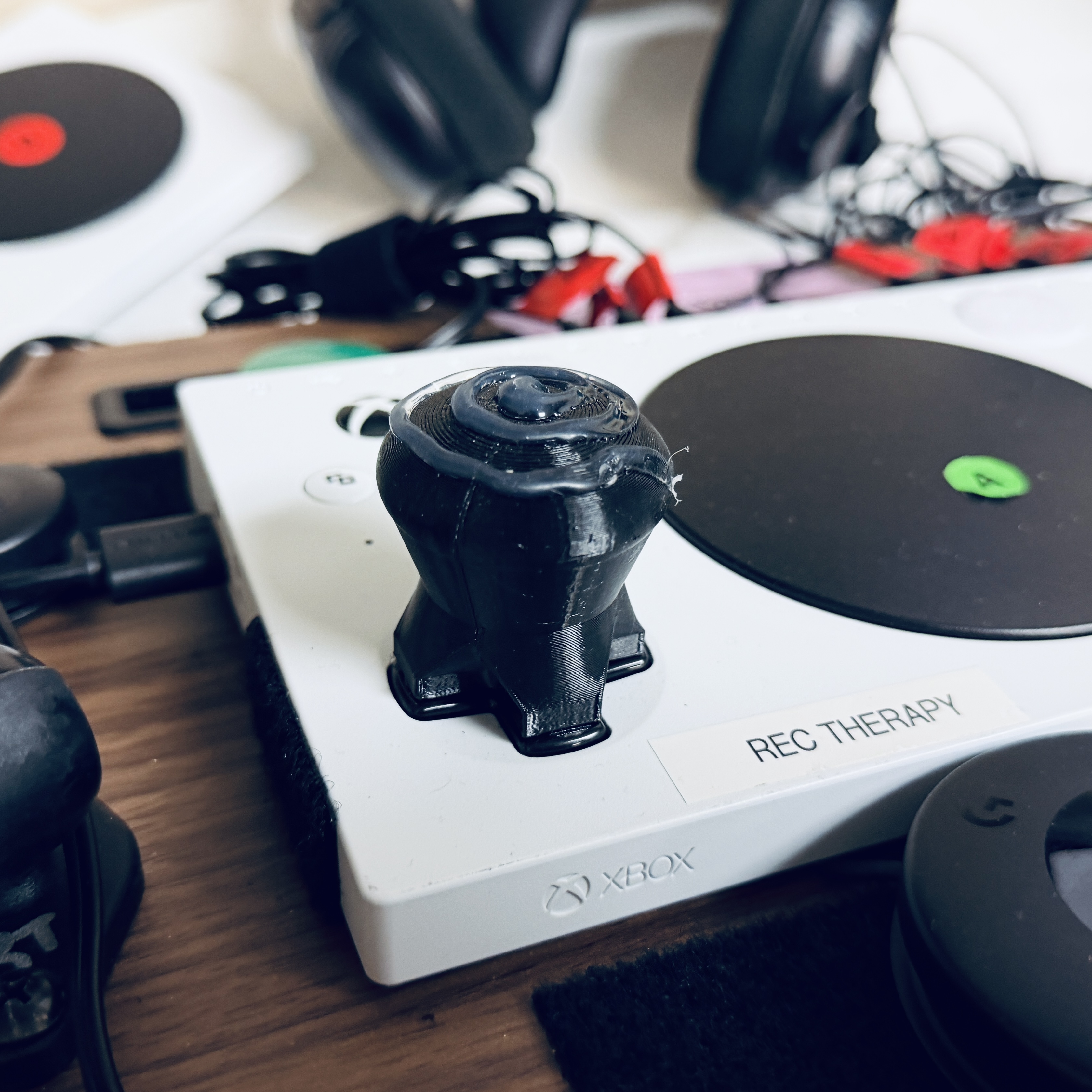 Miniatura 4 do modelo 3D Xbox Adaptive Controller D-Pad Topper