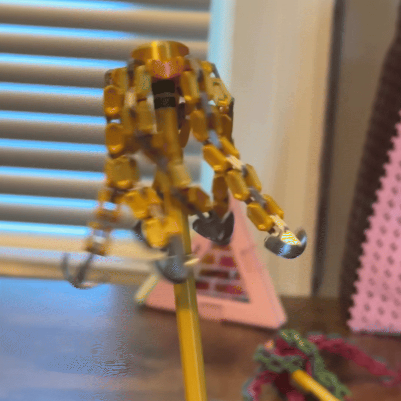 Anchor Attack Chain Fidget Pencil Topper