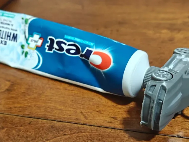 toothpaste dispenser car