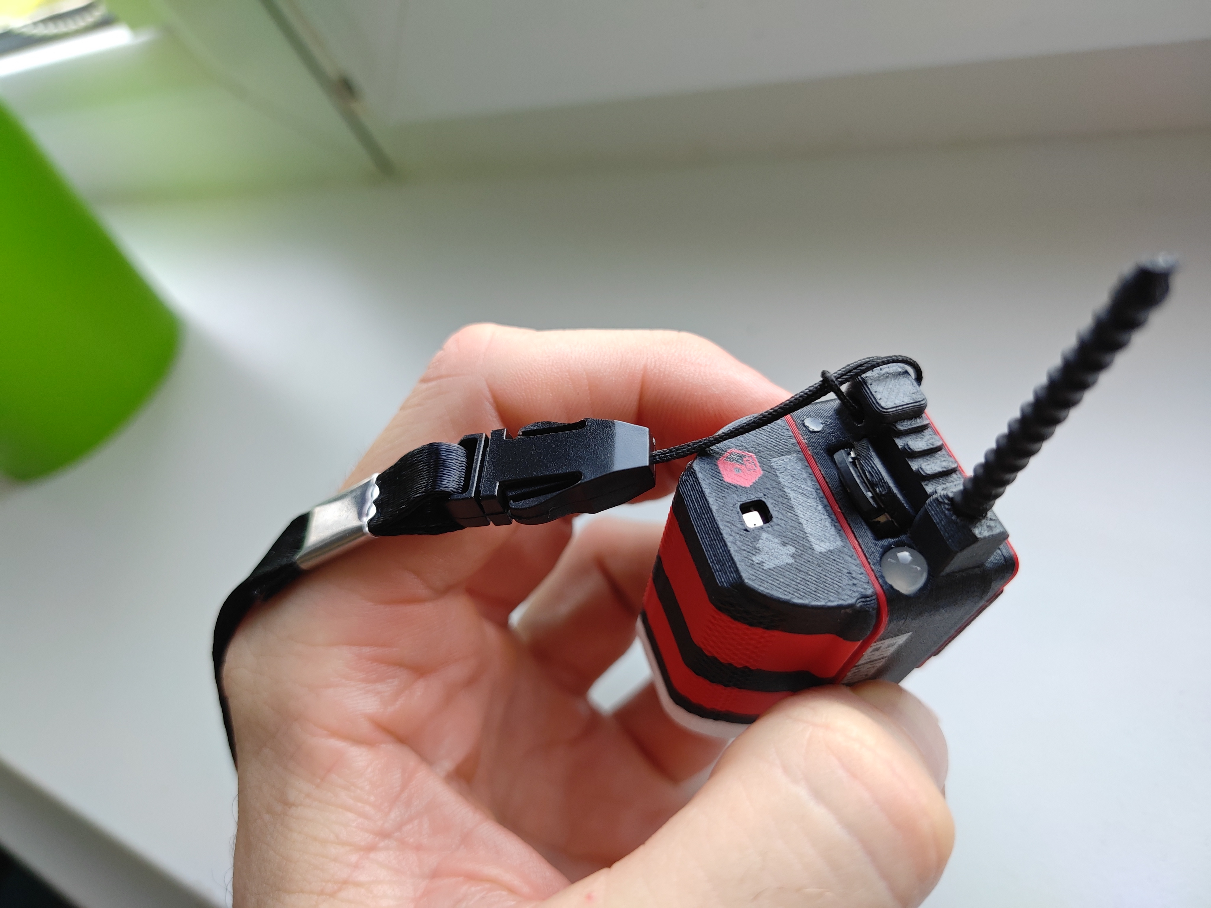 Miniatura 4 do modelo 3D Meshtastic  MICRO node "Bumblebee"