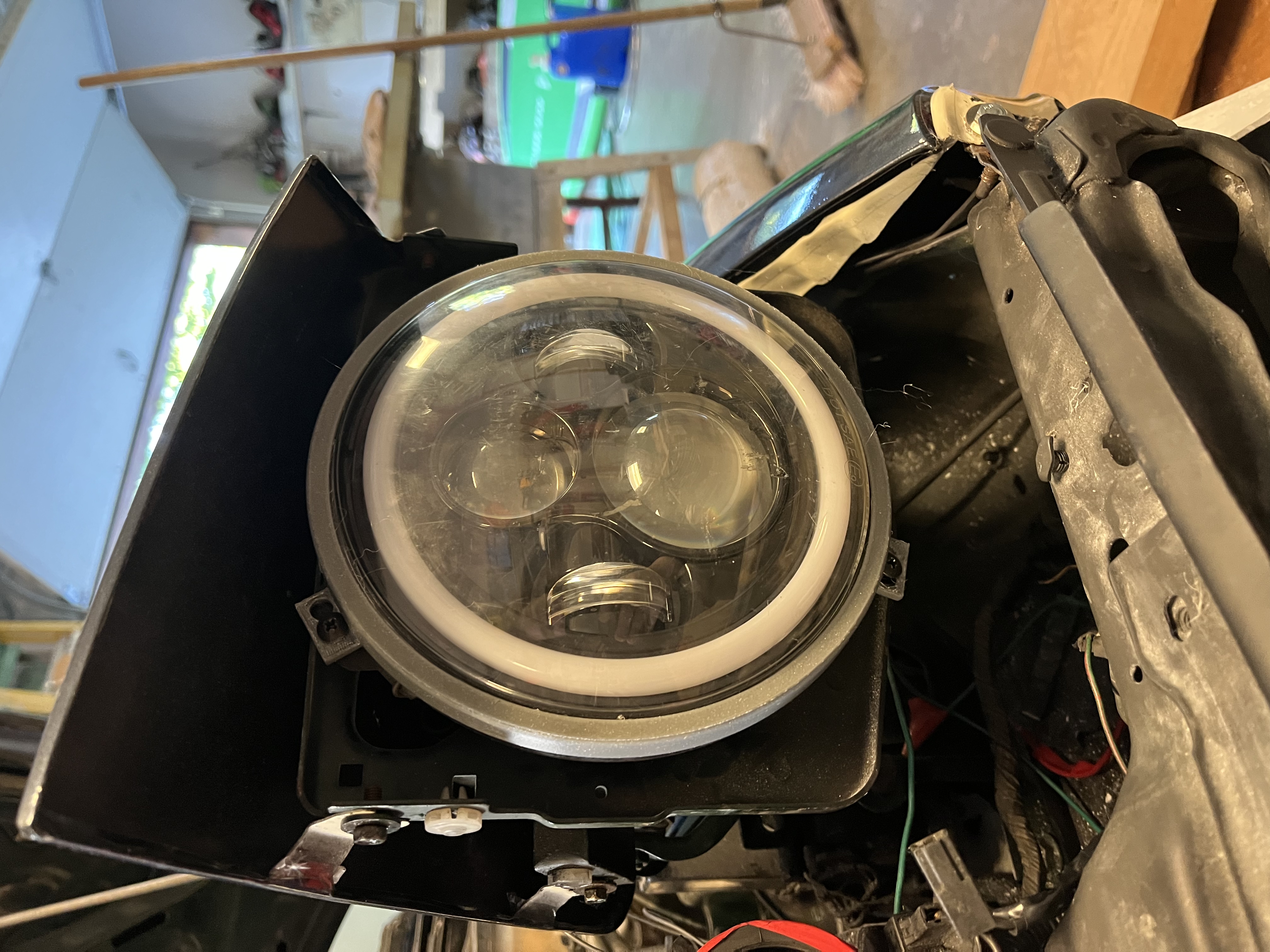 NA Miata Headlight Head Light Retainer NA01-51-033