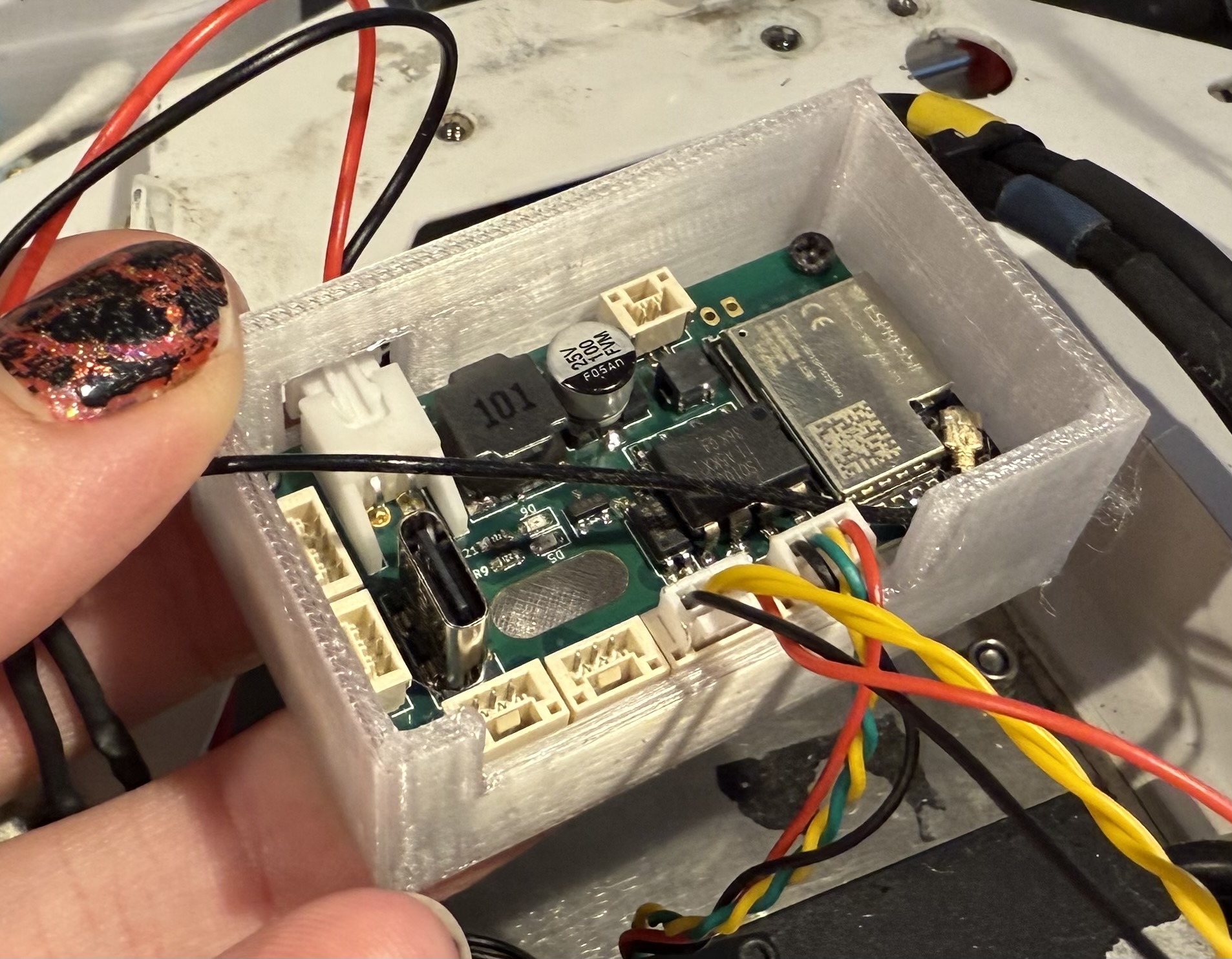 Ennoid MK8 LCM (external antenna) Mounting Box