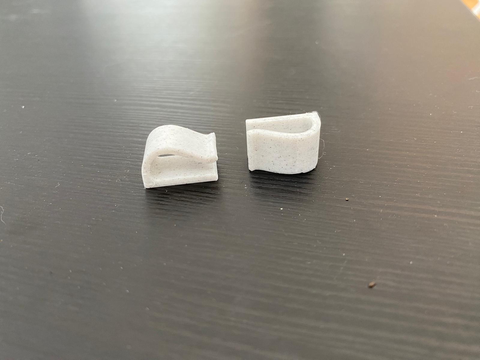 Plant/cable wall clip