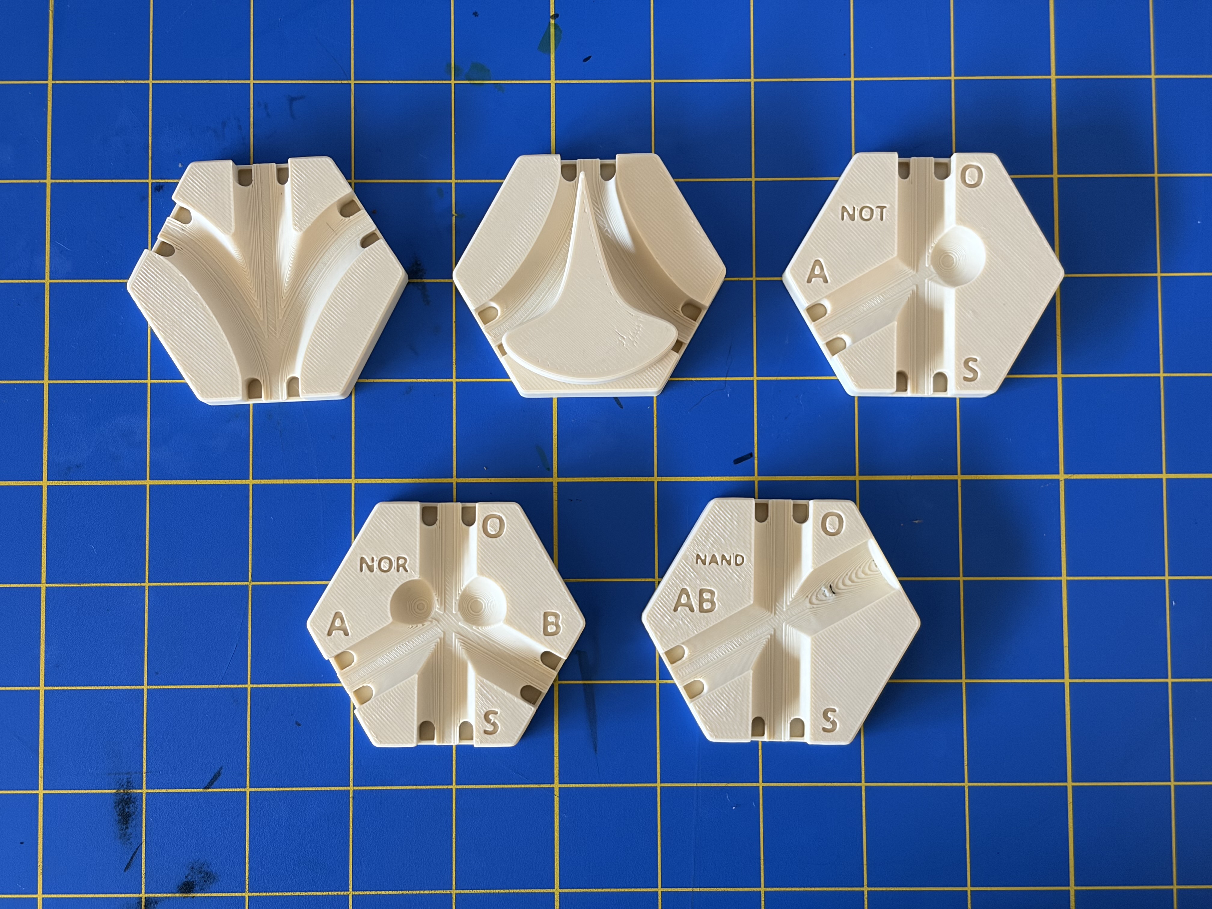 Boolean Logic Gates for Gravitrax Marble Run