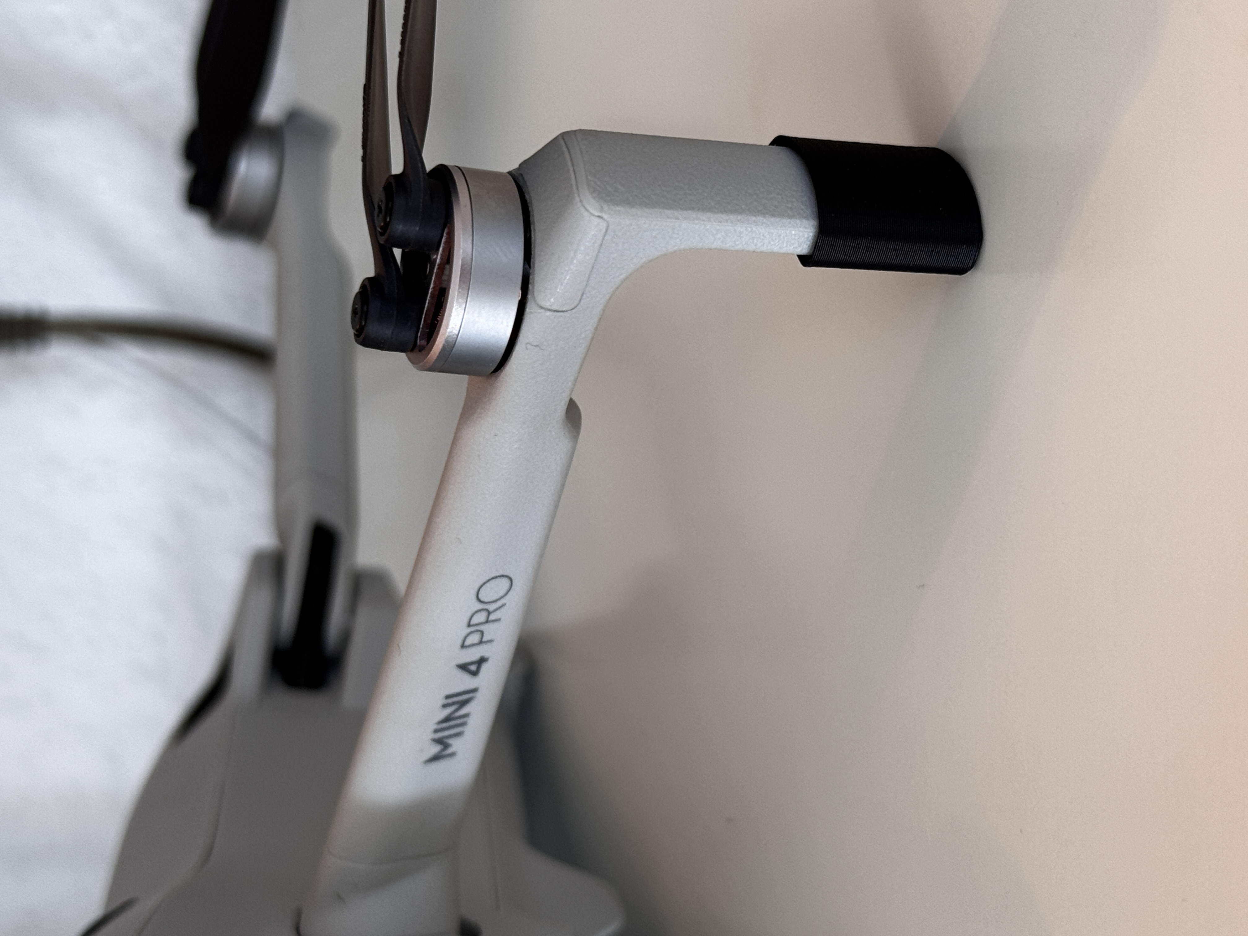 Dji Mini 4 Pro shoes
