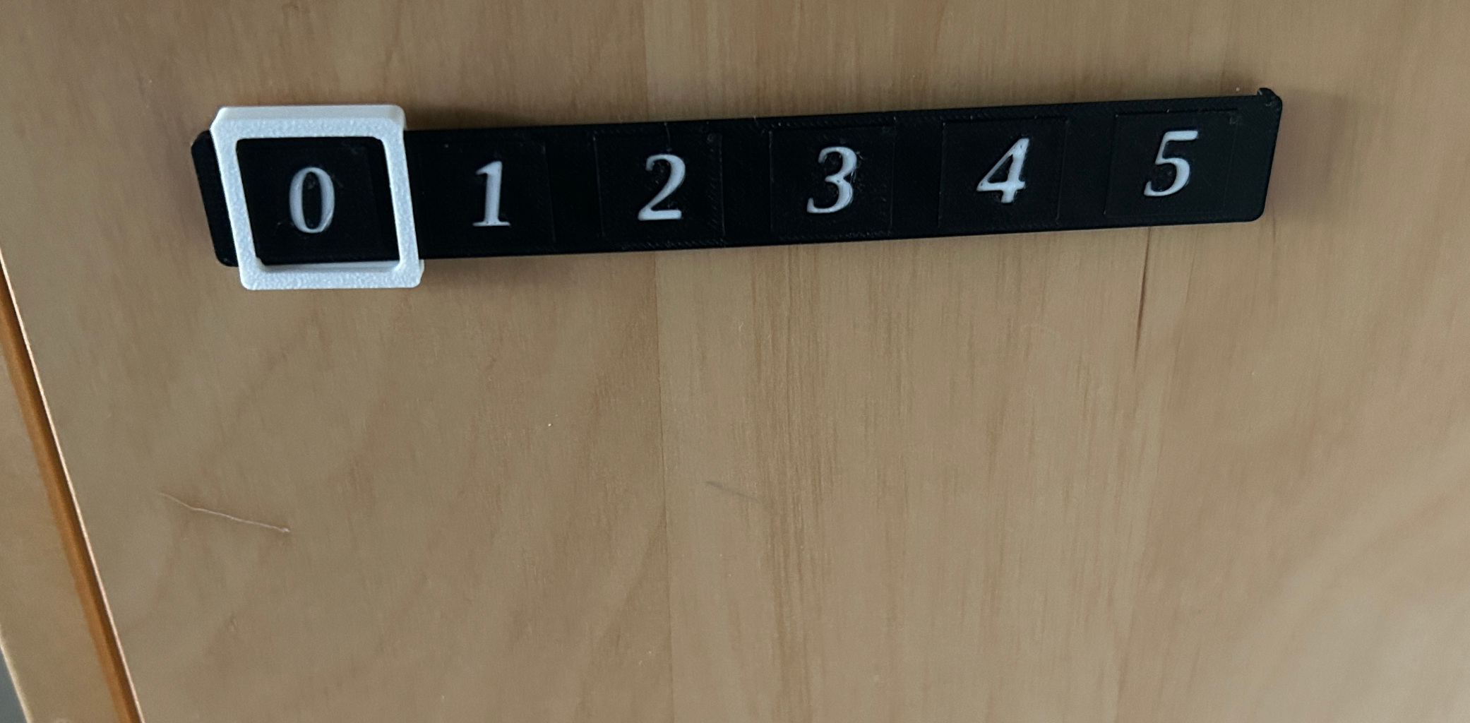 Generic tracker 0-5 digits