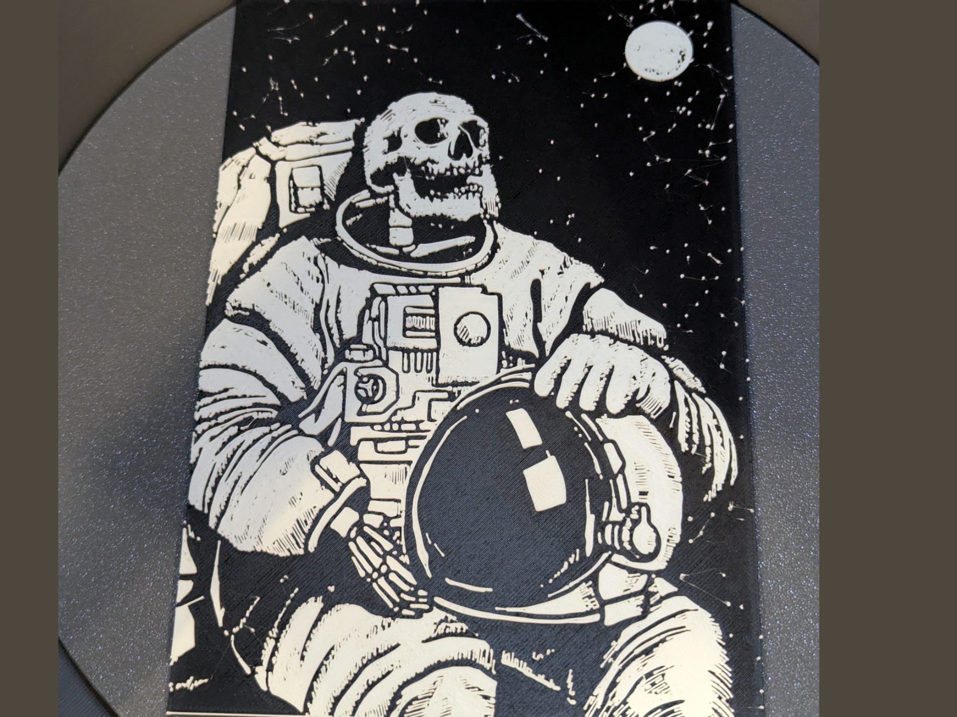 Astronaut Skeleton | Filament Painting