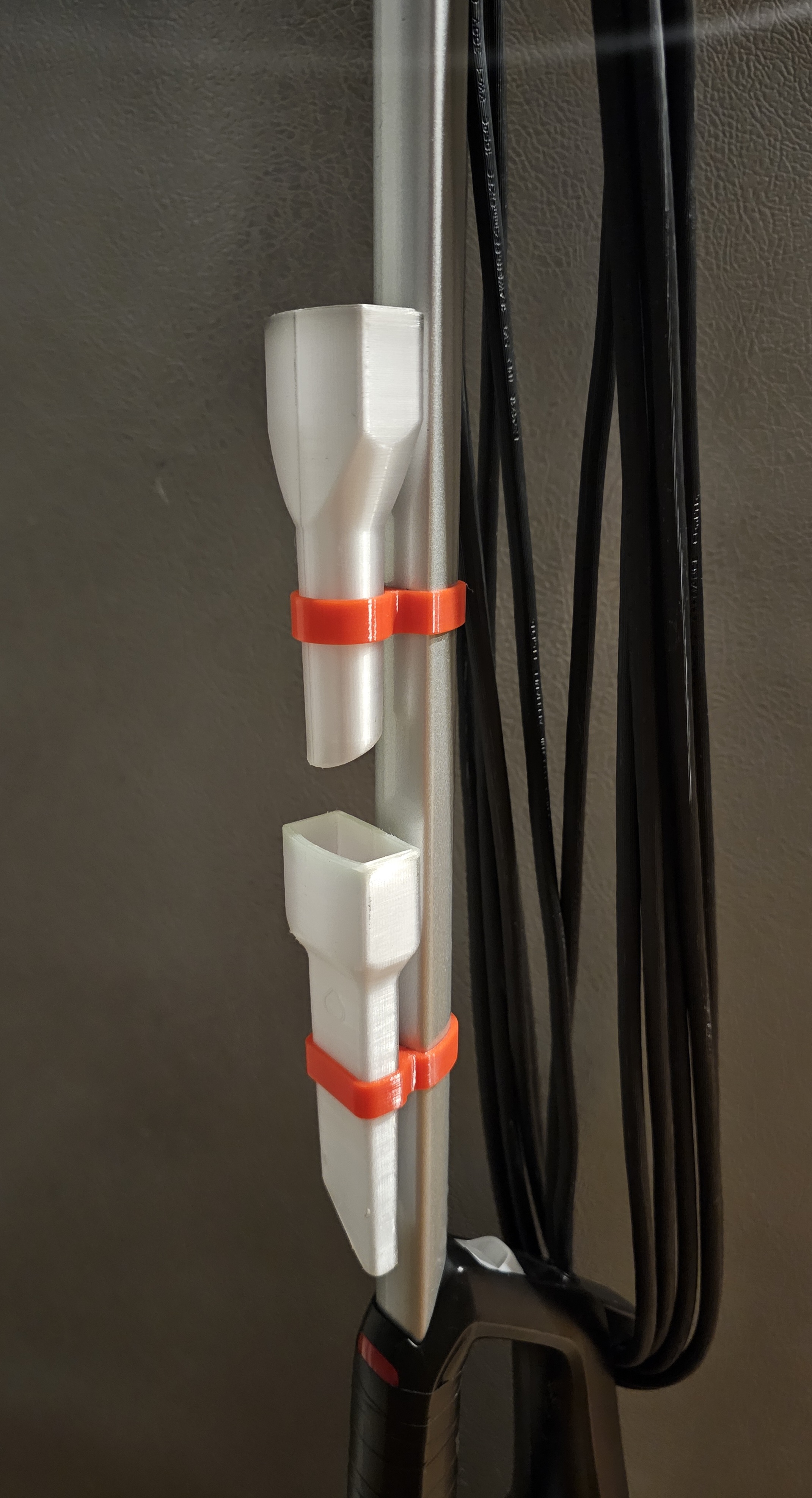 Replacement Nozzle for Dirt Devil Power Stick Lite - Includes means to store extra nozzles on the handle stick! (No Supports)
