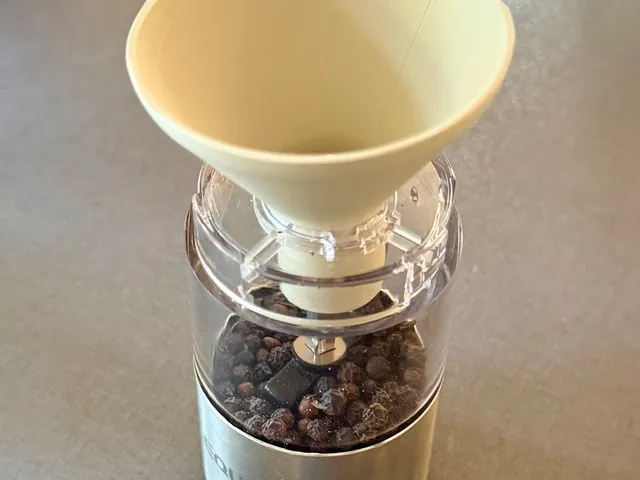 Salt and Pepper Grinder Funnel (Equinox and others)