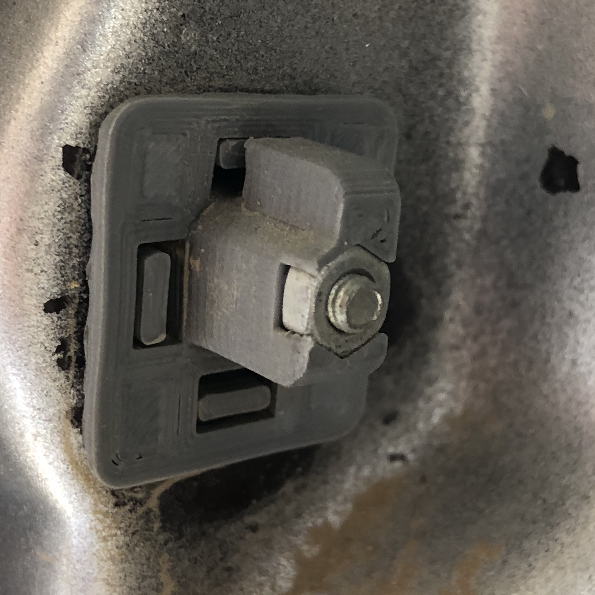 Fuel Door Latch Clip for Land Rover Discovery 1