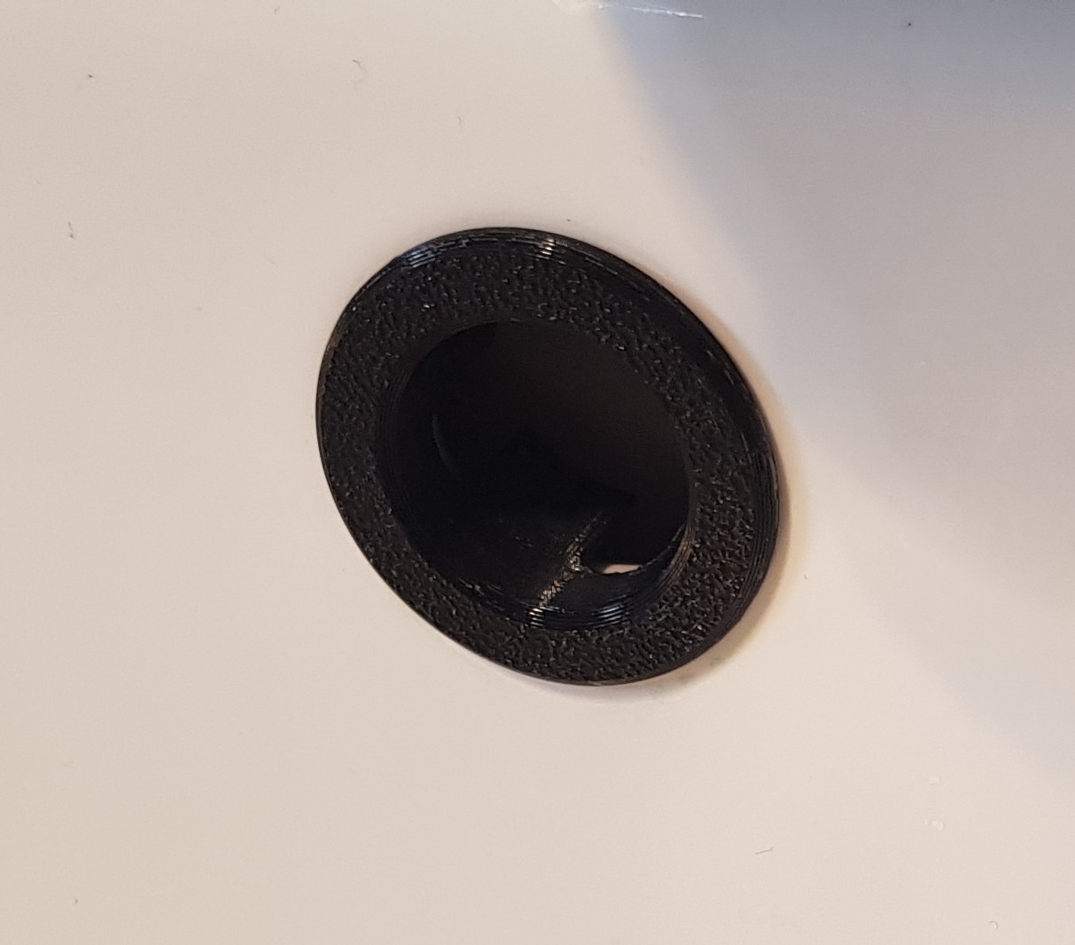 OVERFLOW COVER (WASHBASIN / VANITY)