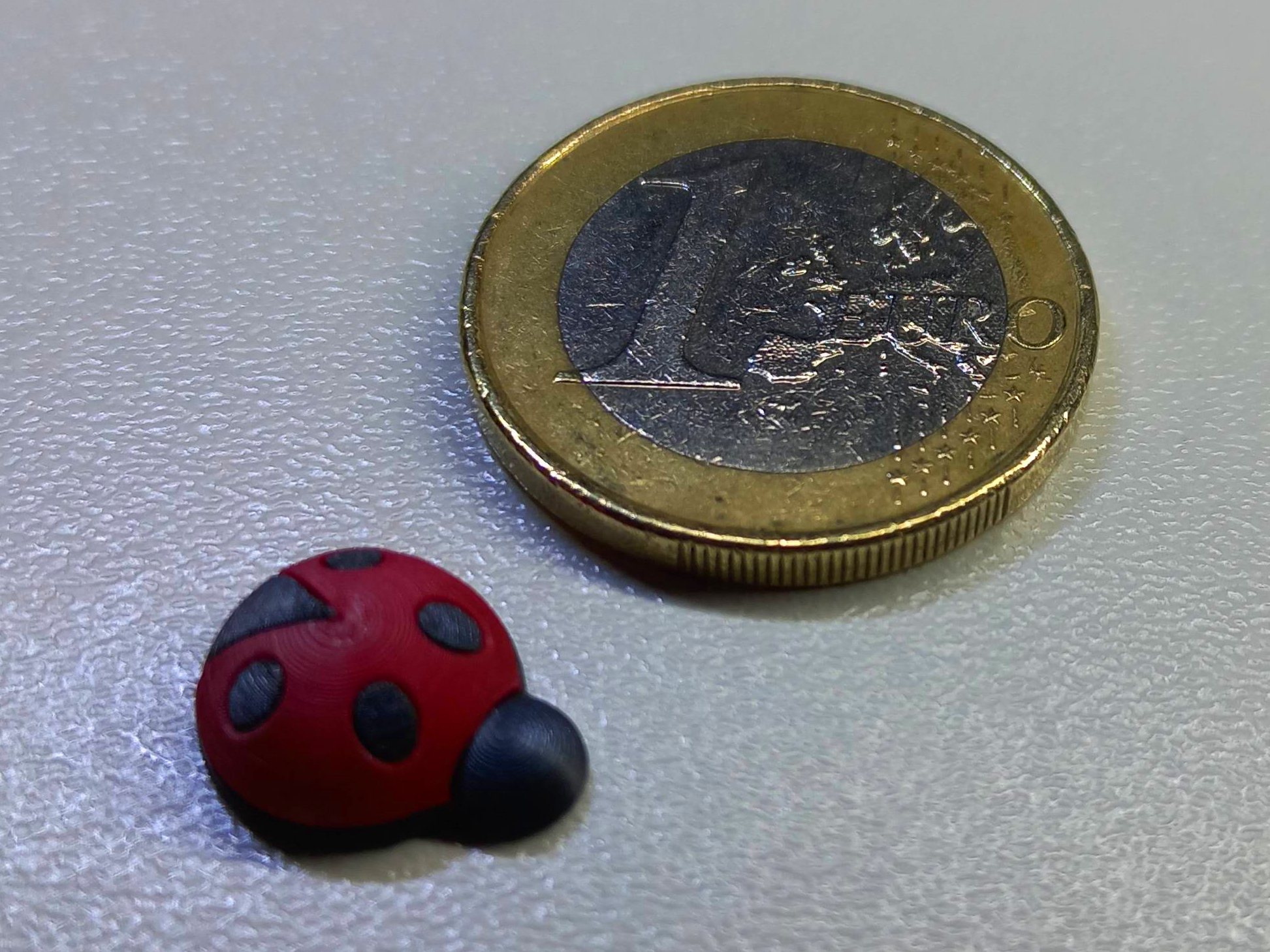 Tiny S.E. DualColor Ladybug (fusion360)