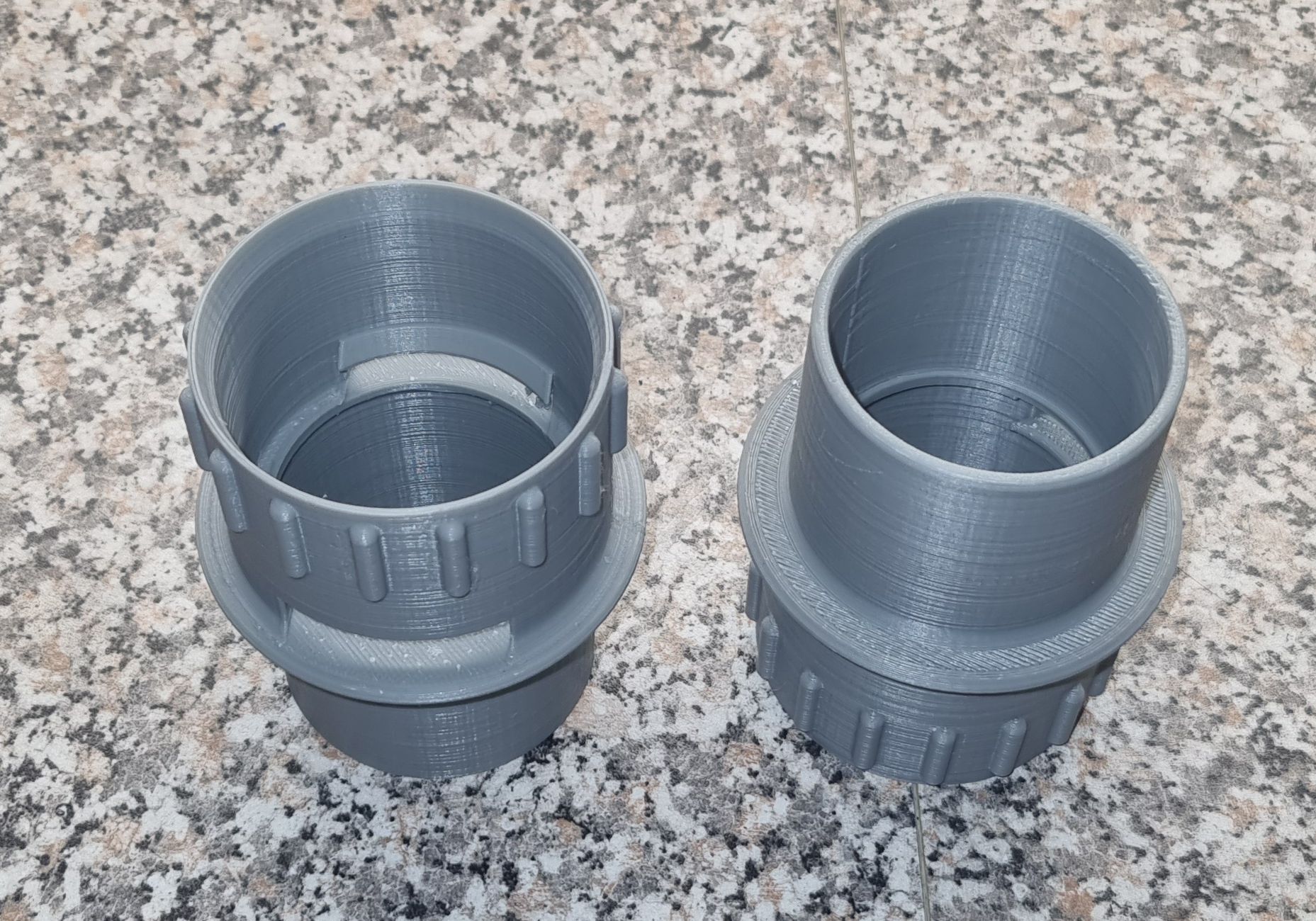 Fast jeder hat den schlauch Zuhause. Adapter  fallen oft auf den Boden.....