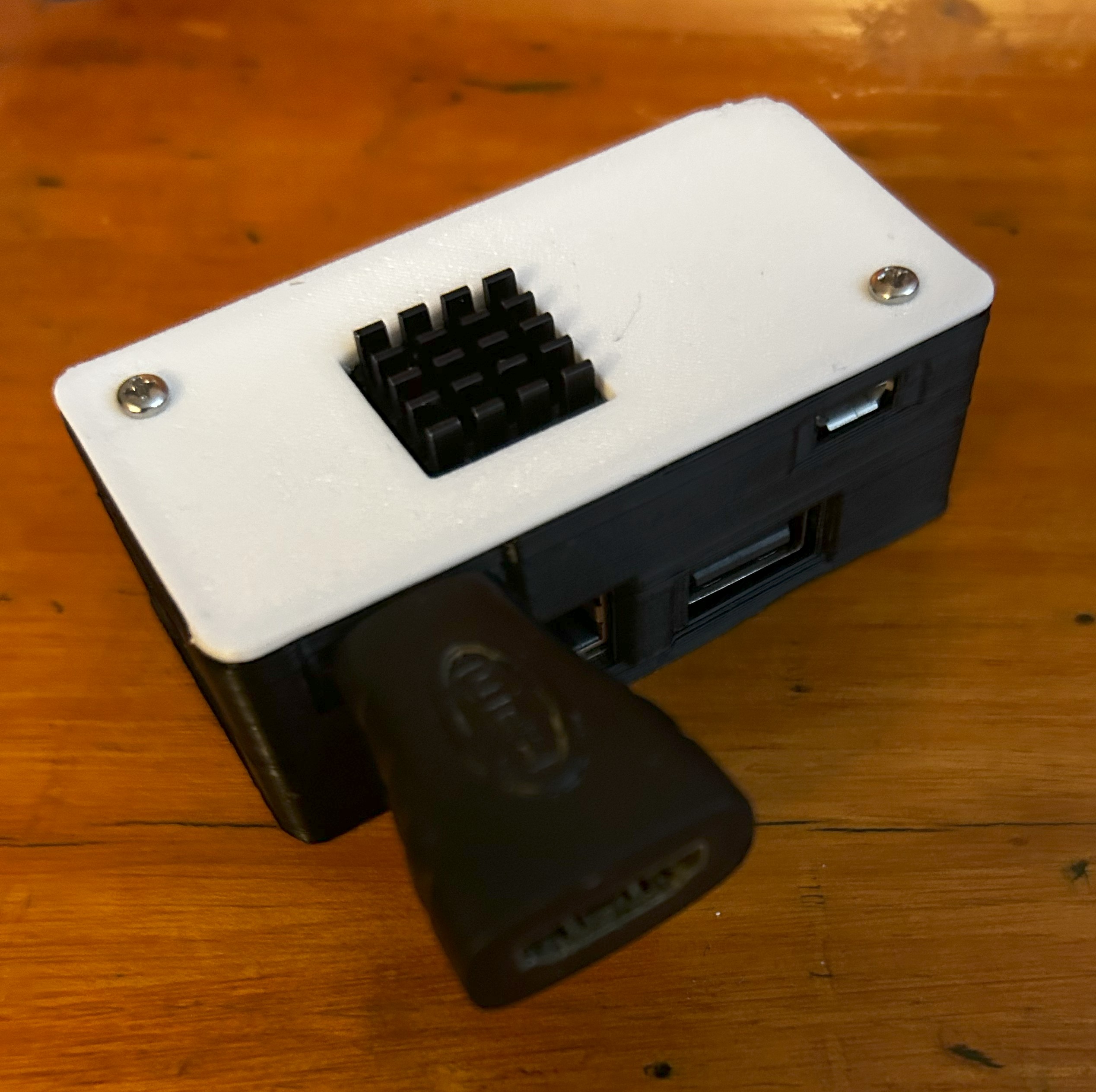 YAPIC for RPi Zero with cutout for video port