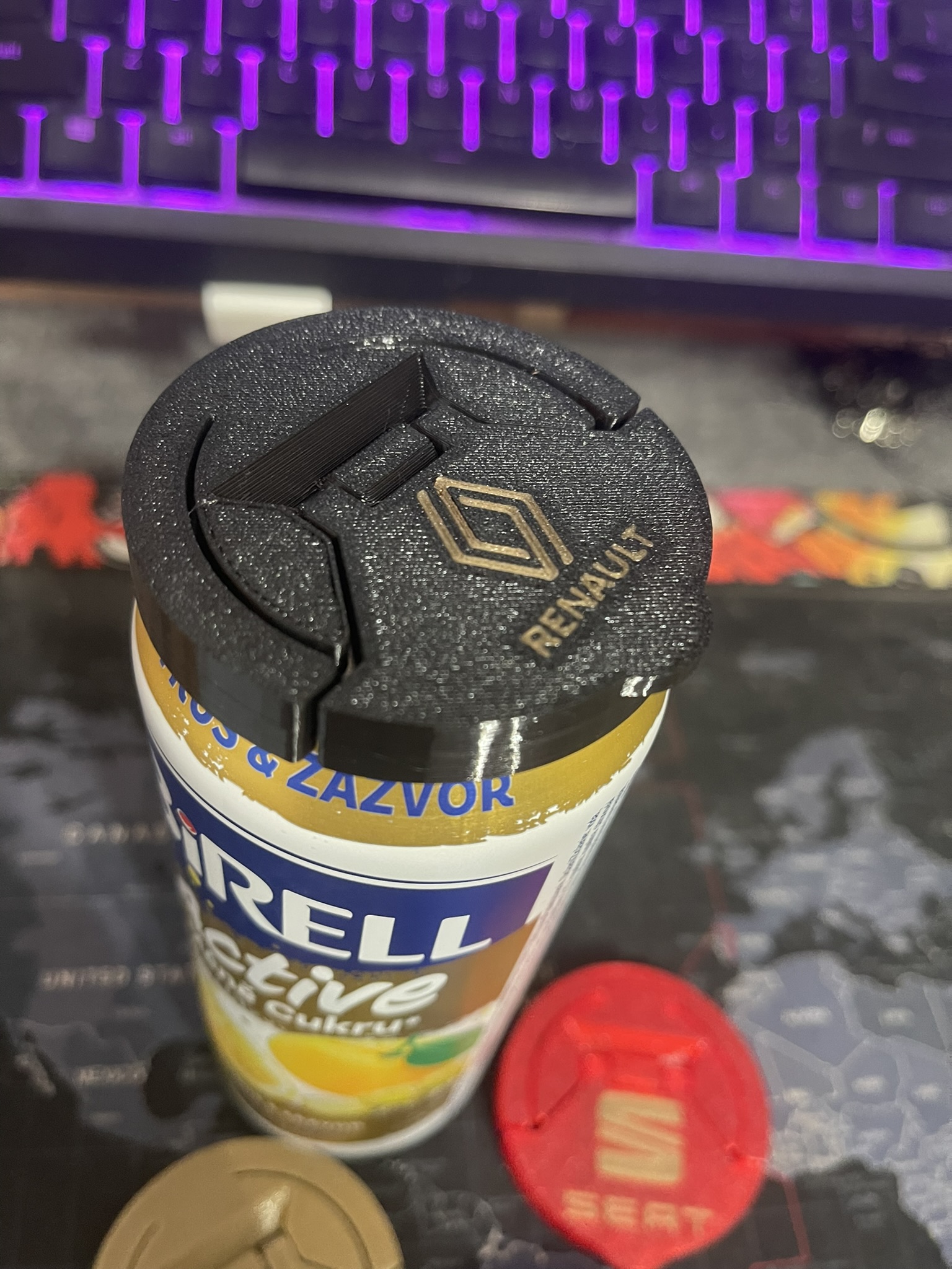 Can Cover with Car logo (0,5l)