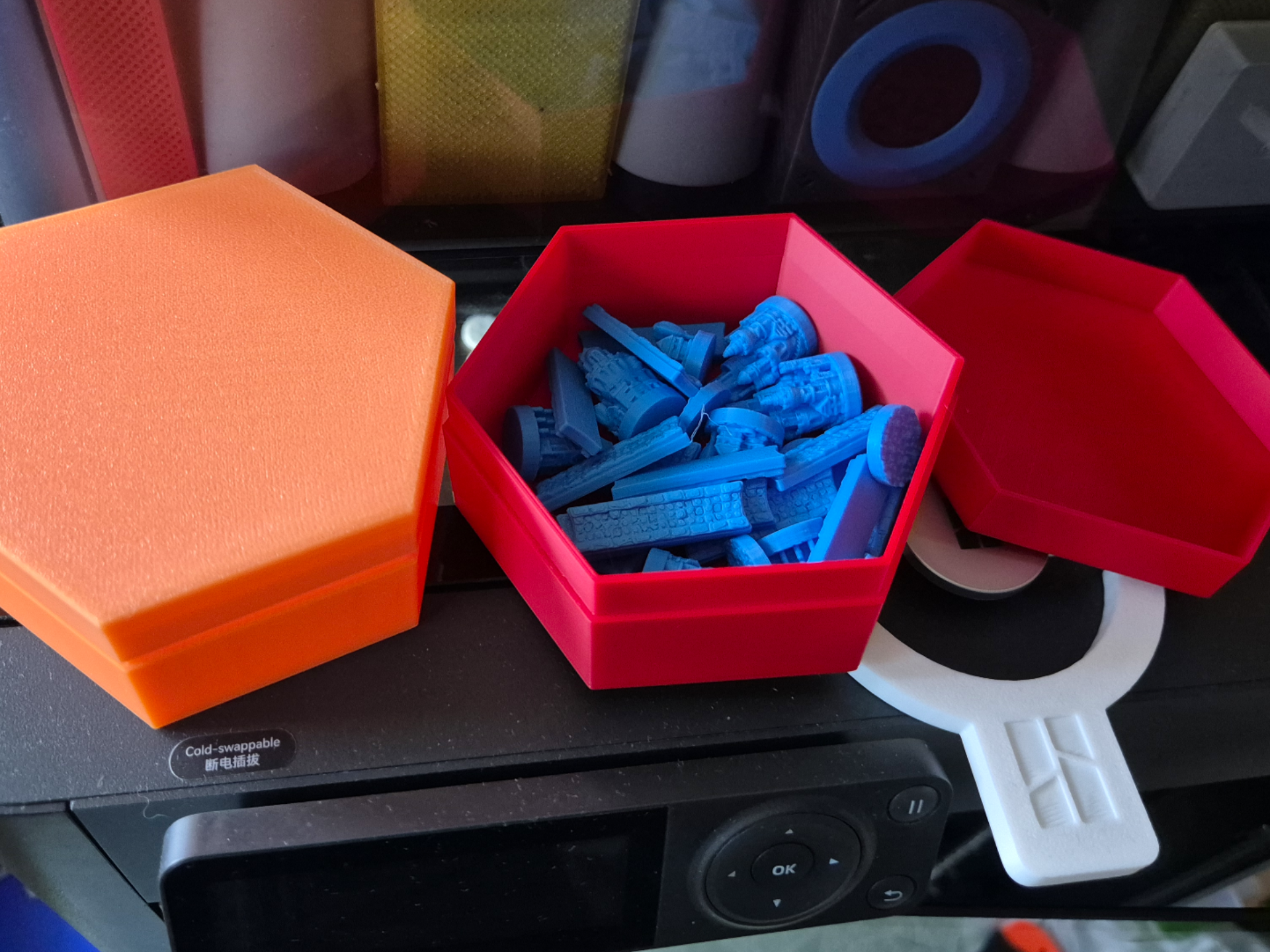 Hexagonal box / Catan game box