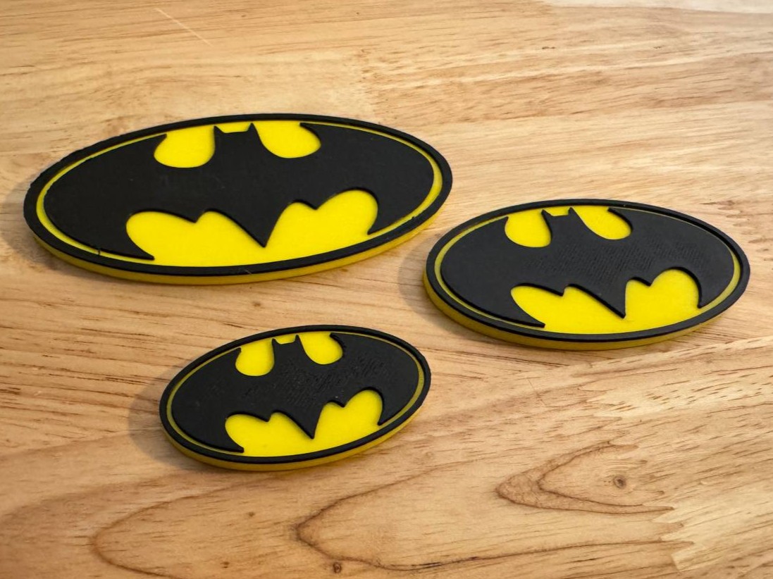 Batman Logo - Fridge Magnet (Hot-Swap, Multi-Color) | Decoration For Whiteboard, Refrigerator, Locker, Cabinet | Home & Kitchen Essential, Classroom Office Supplies |