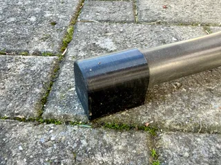 Replacement feet for garden table