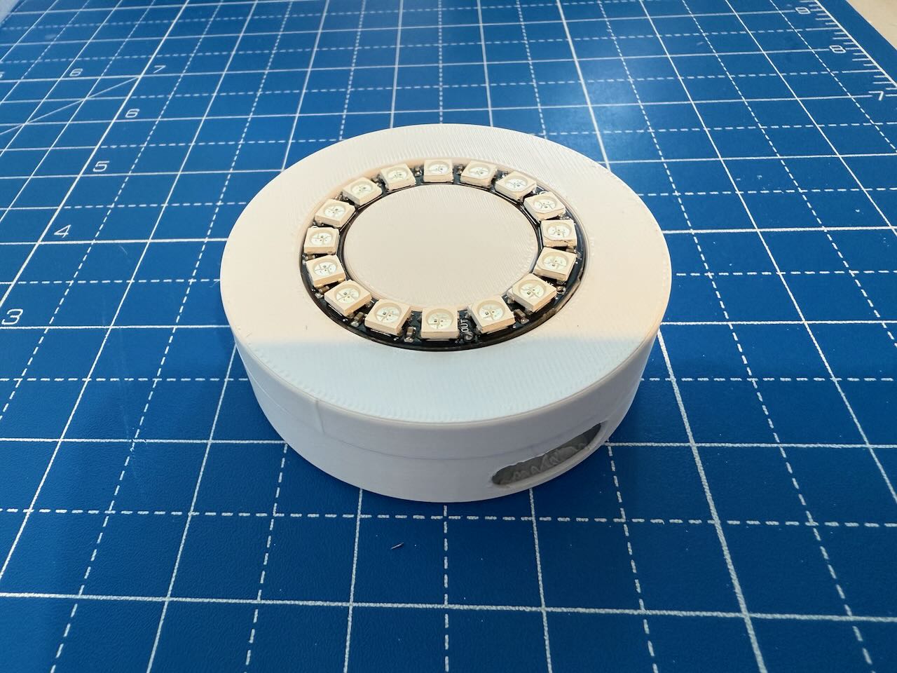 WLED Ring Puck (FreeCAD)