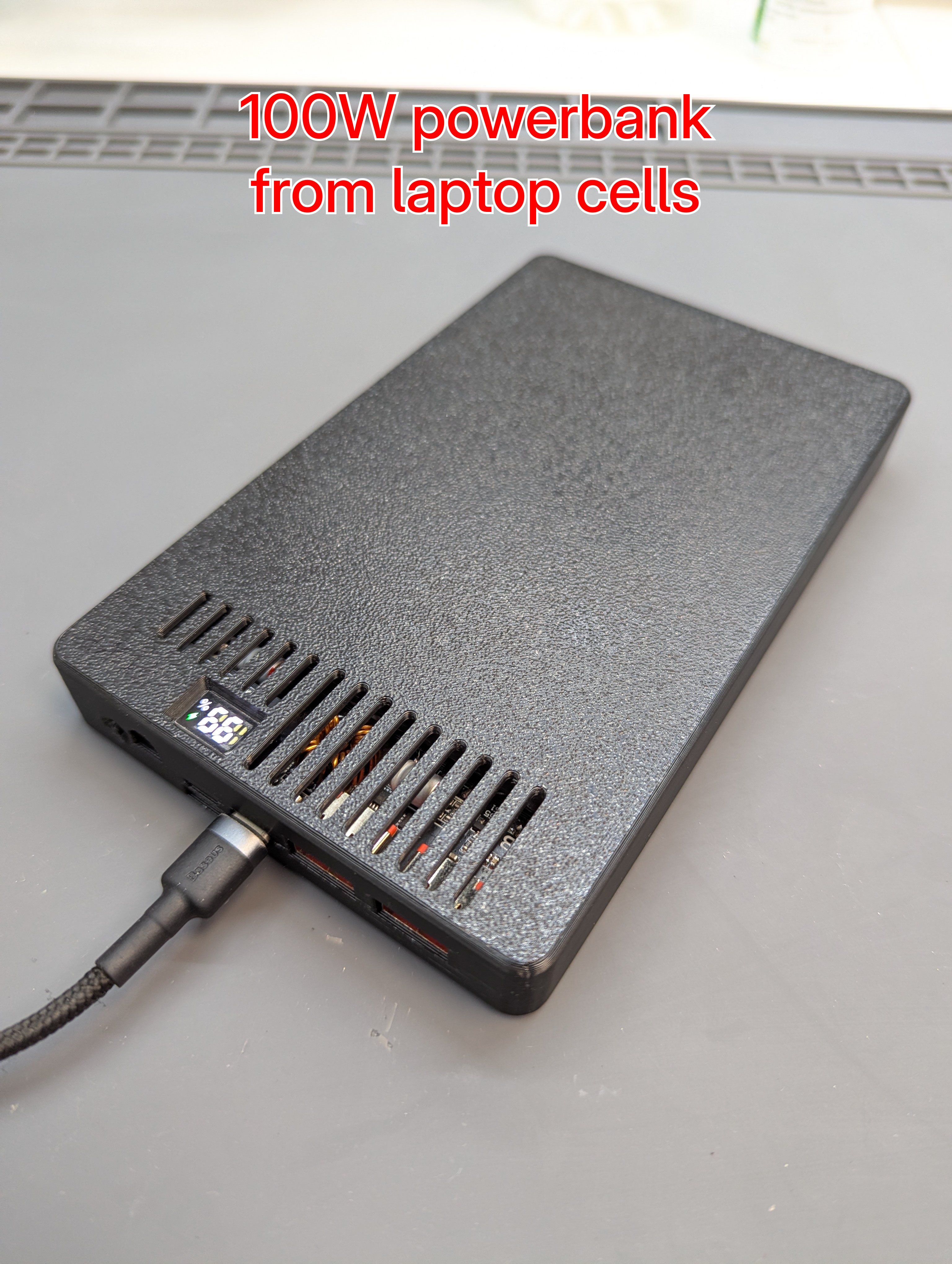 DIY 100W powerbank from Lenovo Thinkpad cells
