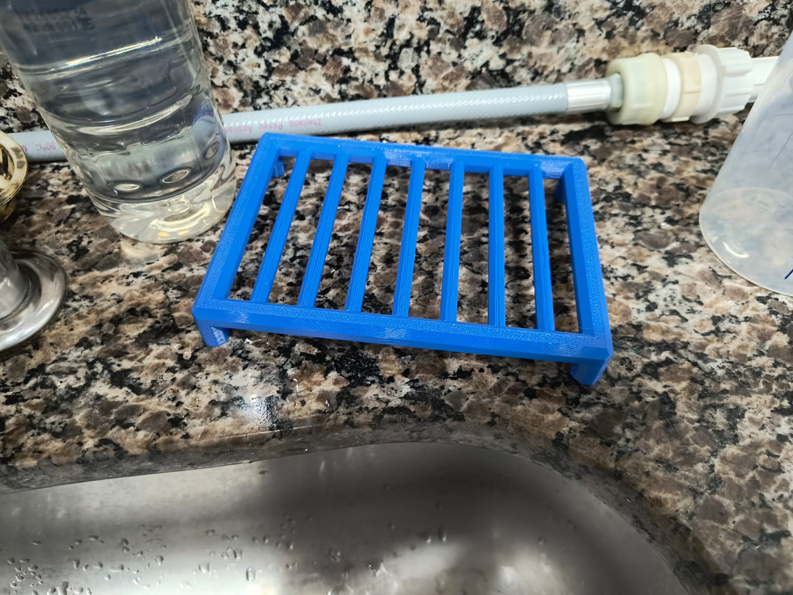 Sponge and soap holder
