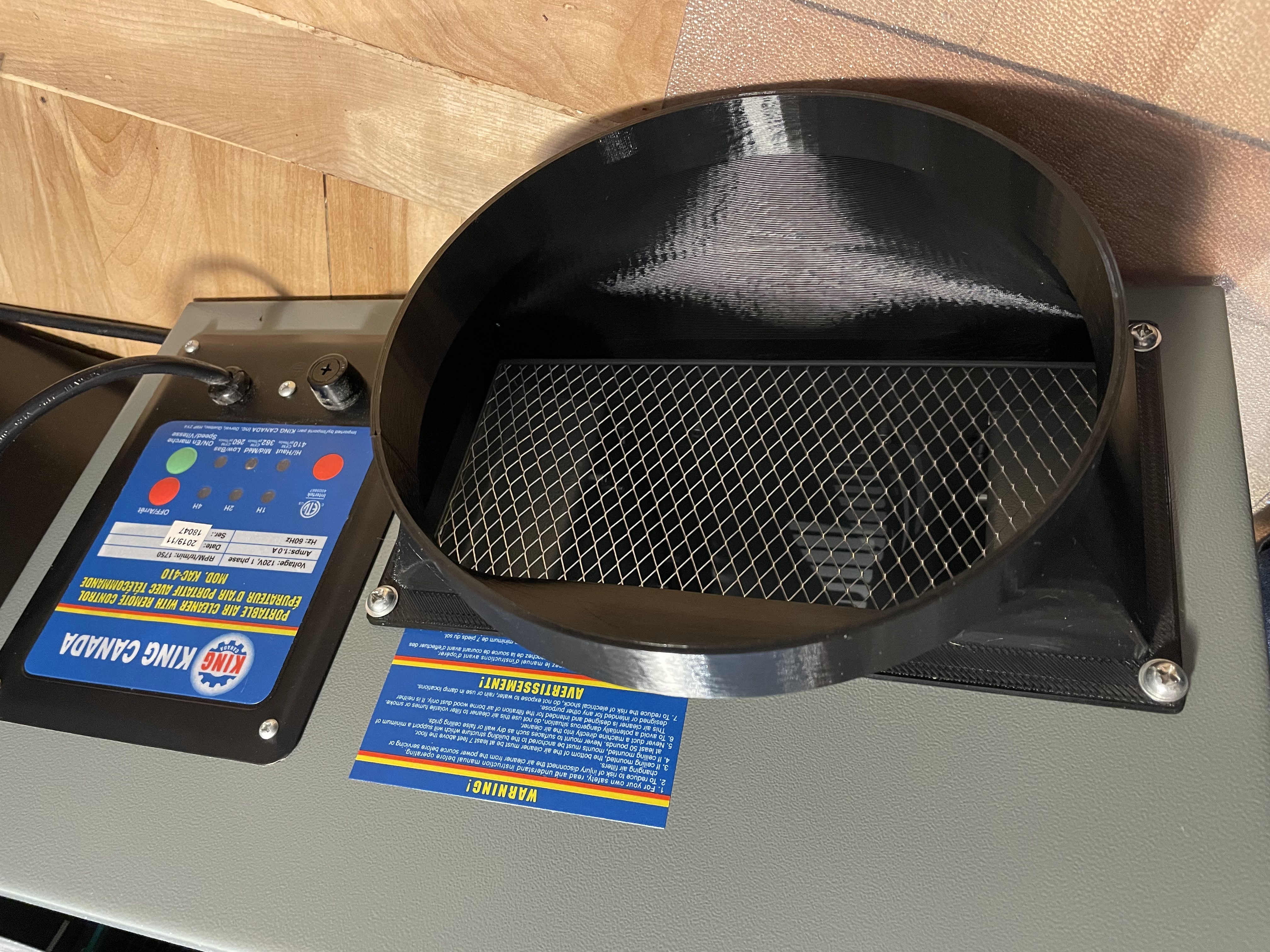 Air filter exhaust adapter to attach 8 inch/200mm hose