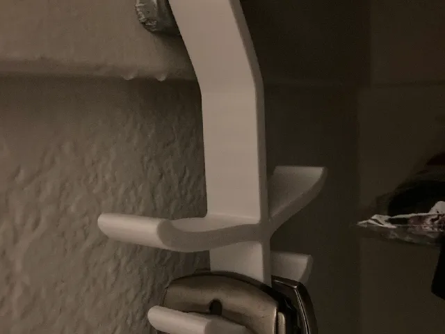 Smaller Simple Belt Hanger (no supports)