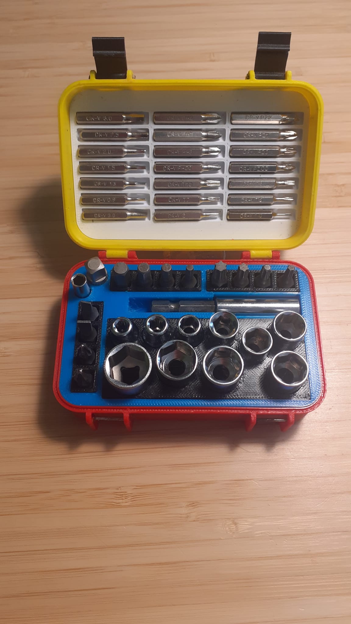 Compact All-in-One Bit & Socket Case