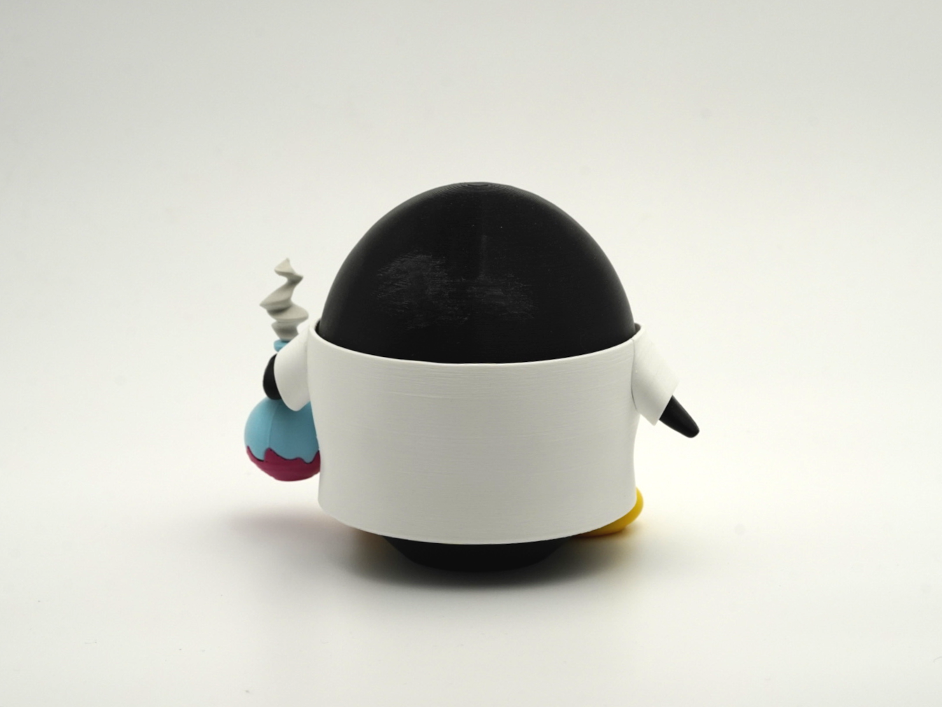 Miniatura 5 do modelo 3D Tux Chemist
