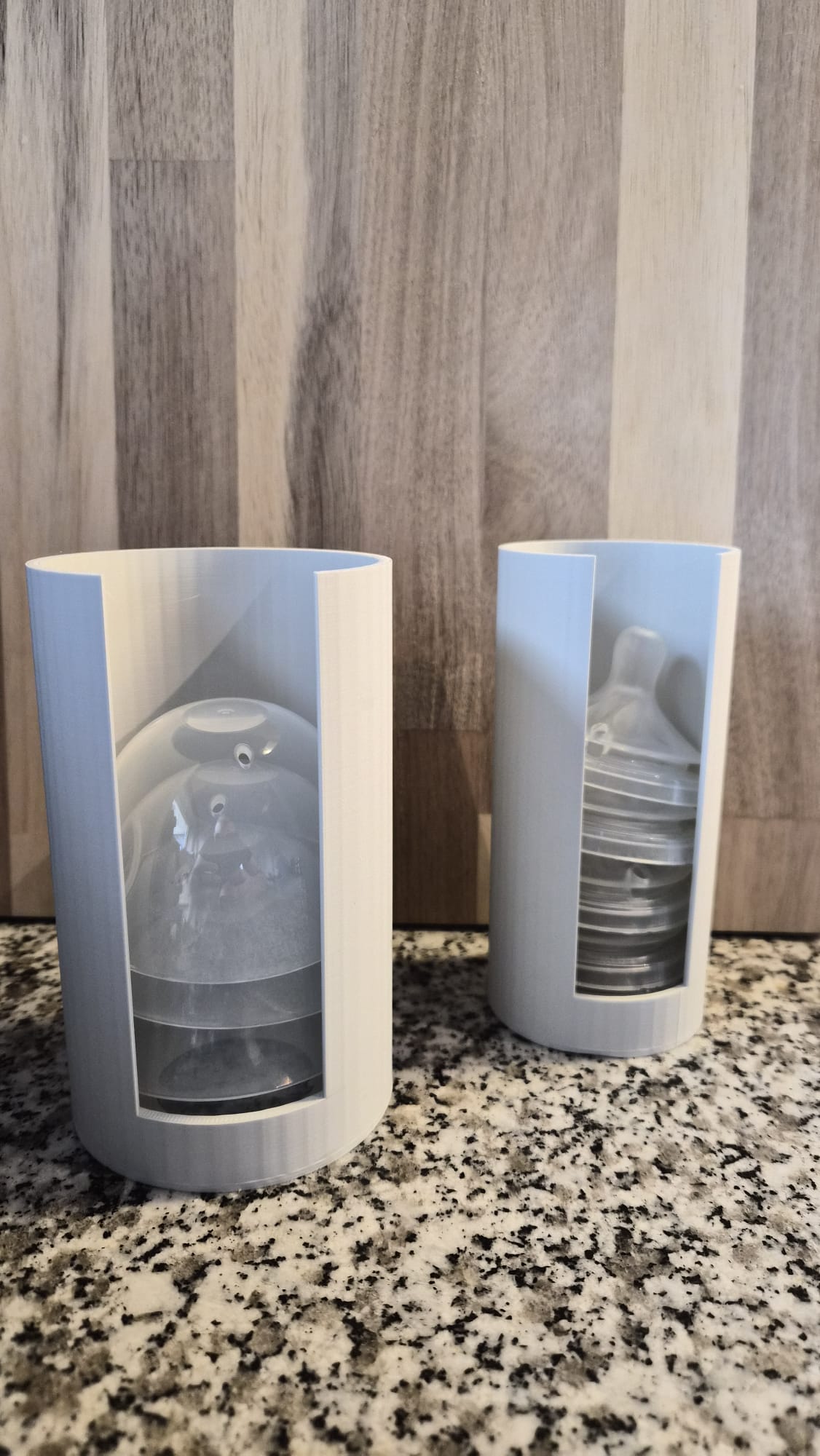 Philips Avent bottle Cap and Teat holder