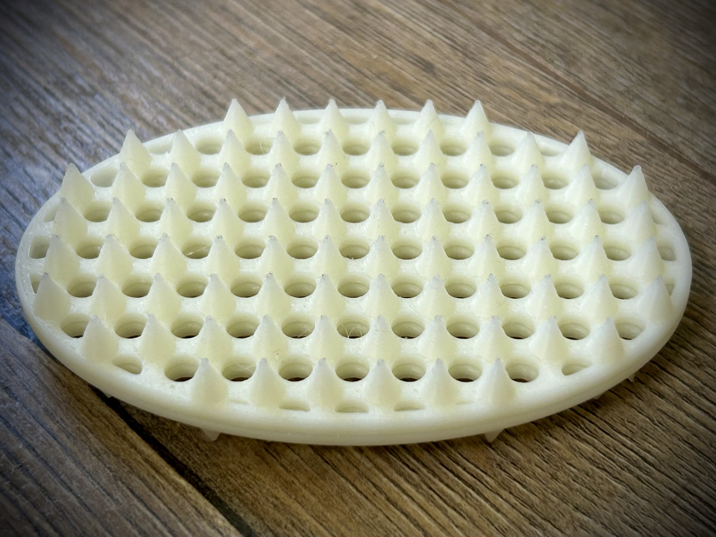 Spikey soap dry rack