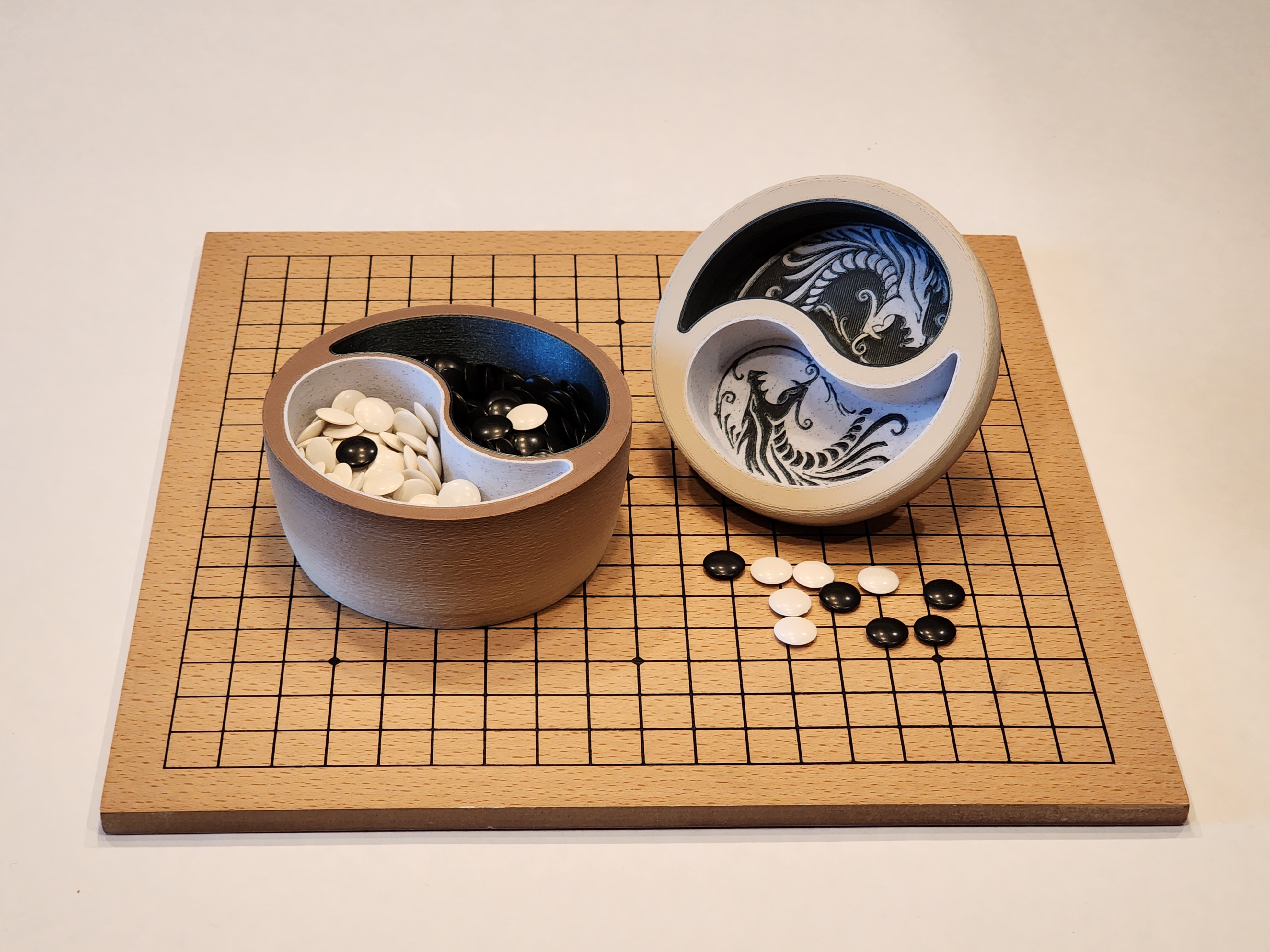 Yin Yang Dragon Go Box **Advanced Multimaterial Print**