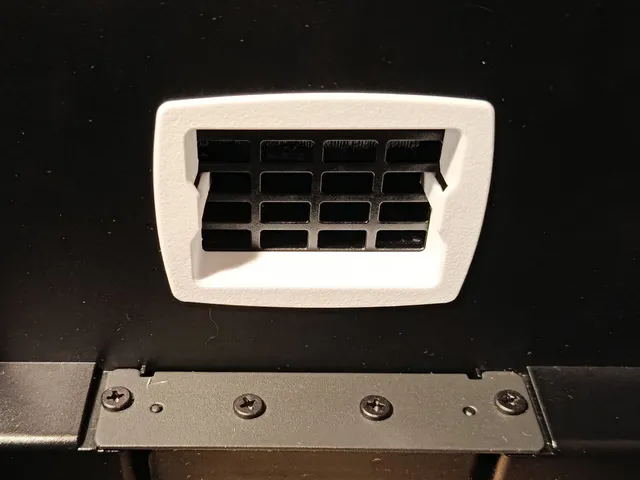 Remix Flashforge 5M Rear panel upper vent trim