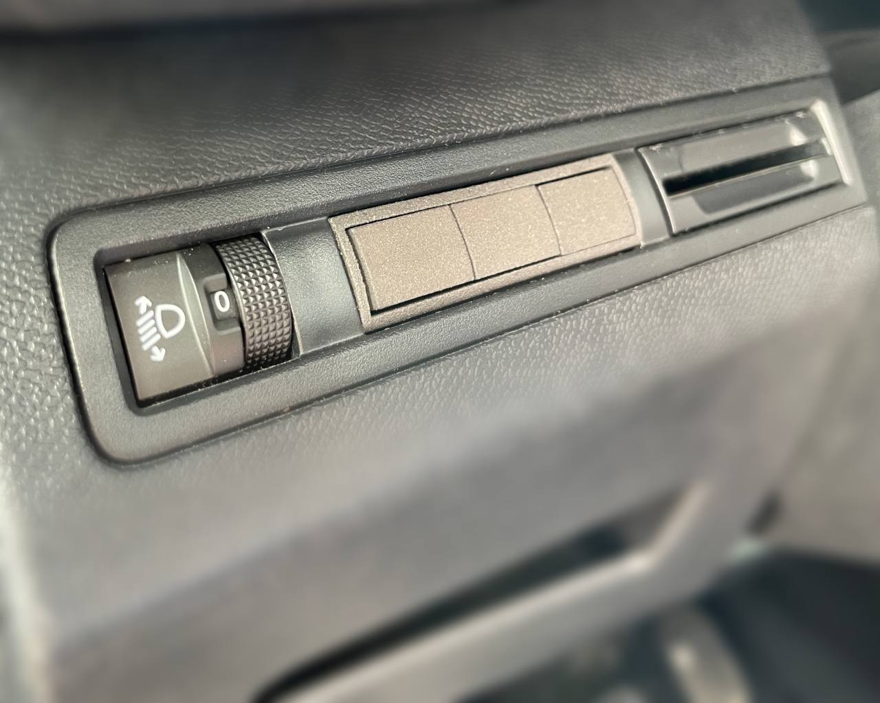 Switch panel for Peugeot 3008 and Citroen C5 V2 - Cherry MX Switches