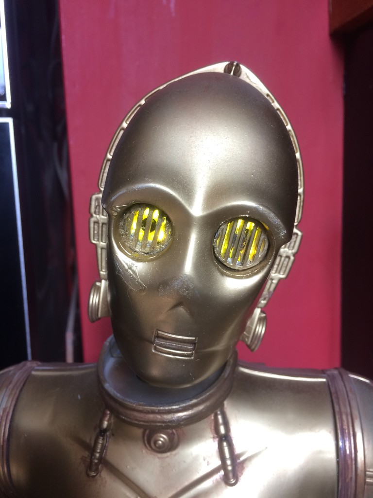 Replacement eyes for Jakks Pacific 31 inch C3PO